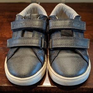 Toddler boys shoes Size 9